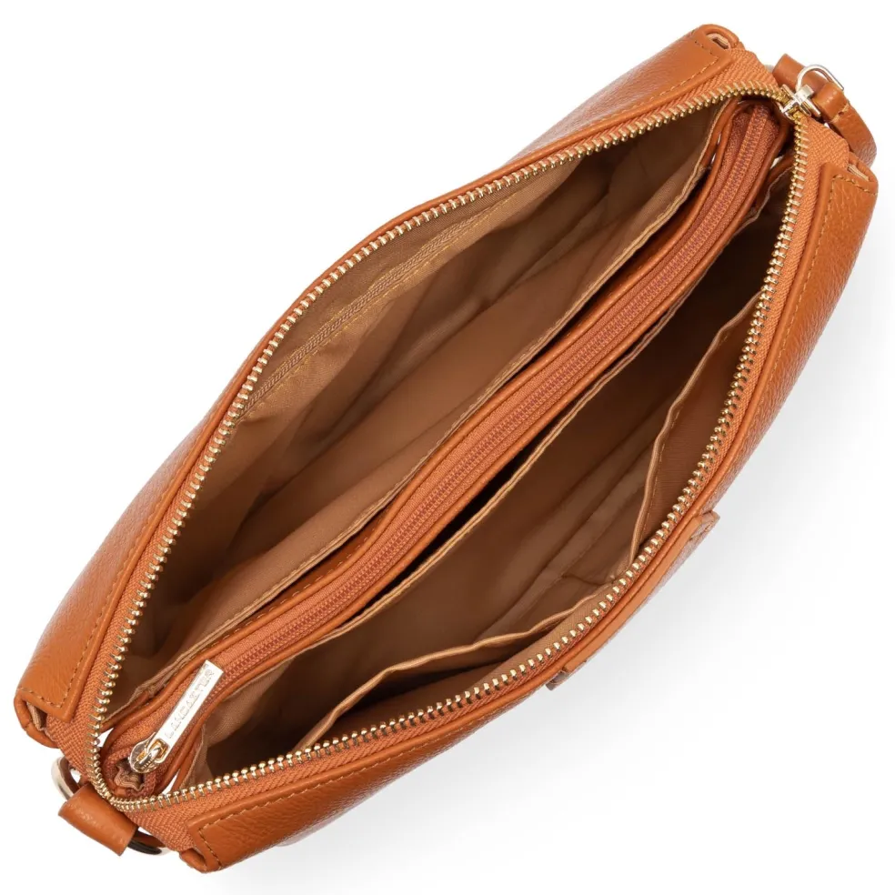 Grande Pochette