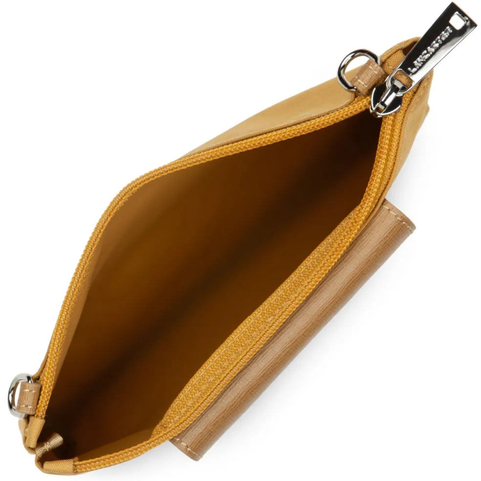 Petit Pochette