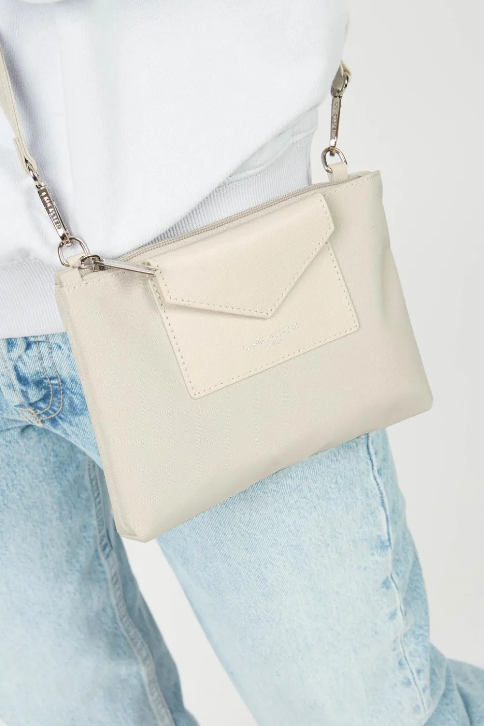 Petit Pochette