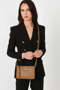 Petite Pochette
