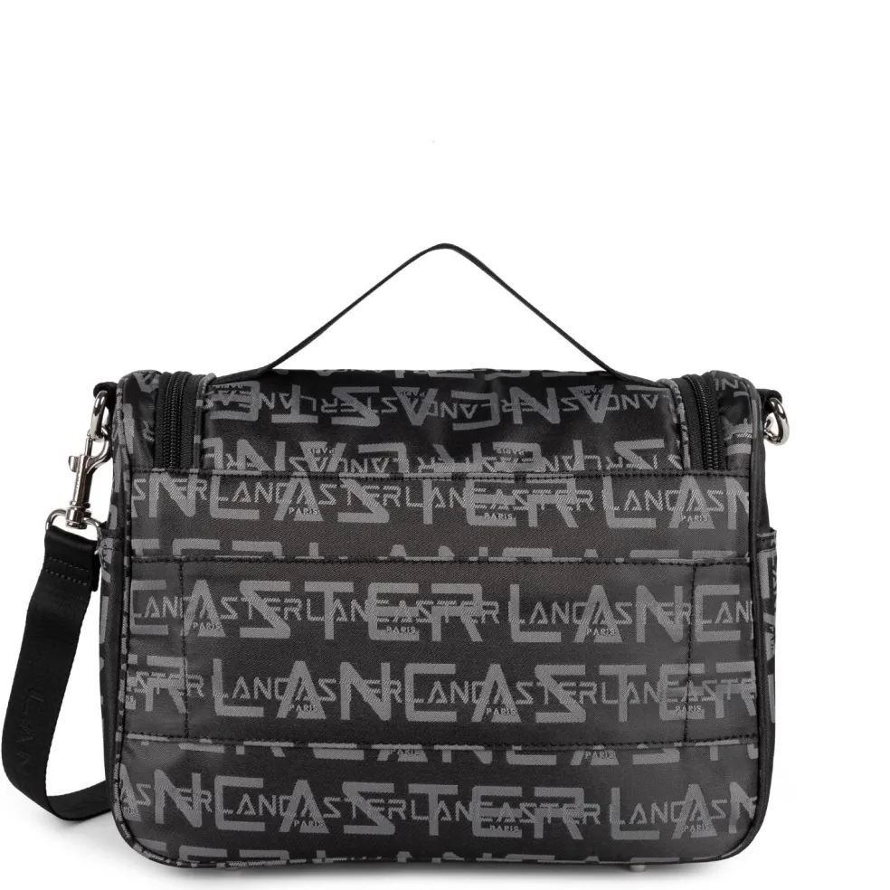 Trousse De Toilette