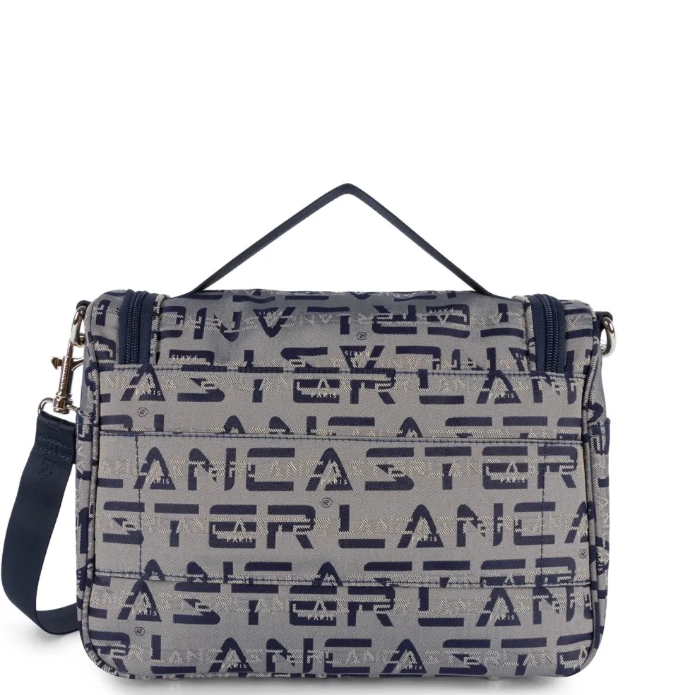 Trousse De Toilette